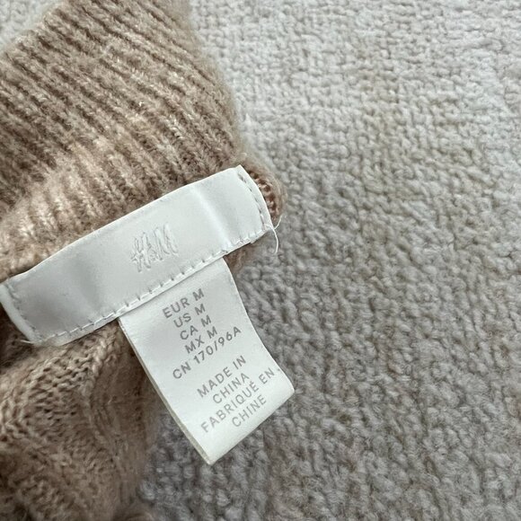 H&M Wool Blend Oversized Chunky Knit Sweater M - Picture 2 of 10